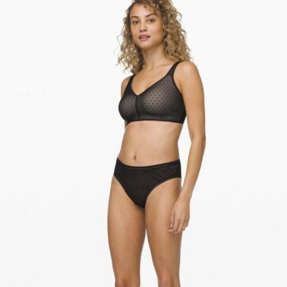 Lululemon Like Nothing Bra*Lace Black Barely Beige - Picture 4 of 7